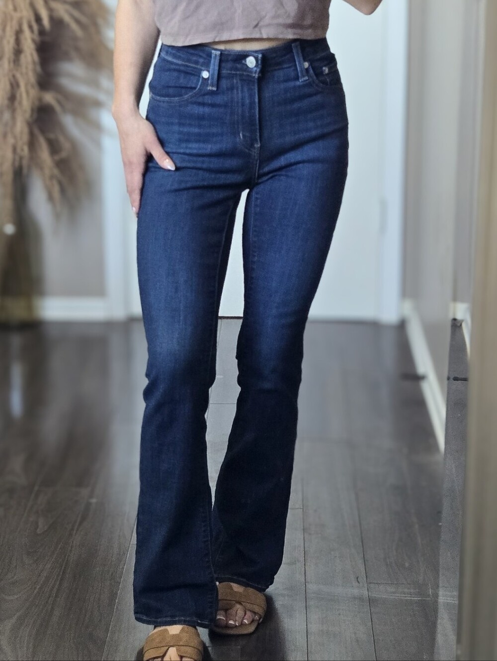 Levi’s 725 High Rise Bootcut Jeans Size 26 Dark Wash Stretch Slim Flare